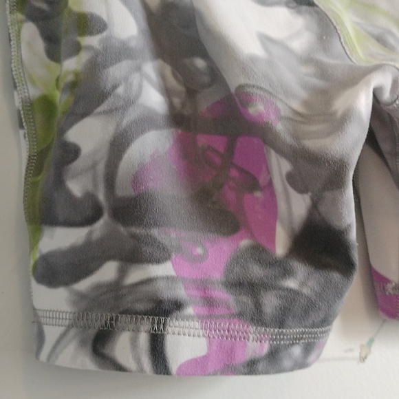 Lululemon Throwback Print Align High-Rise Short Size 0 - Picture 11 of 15